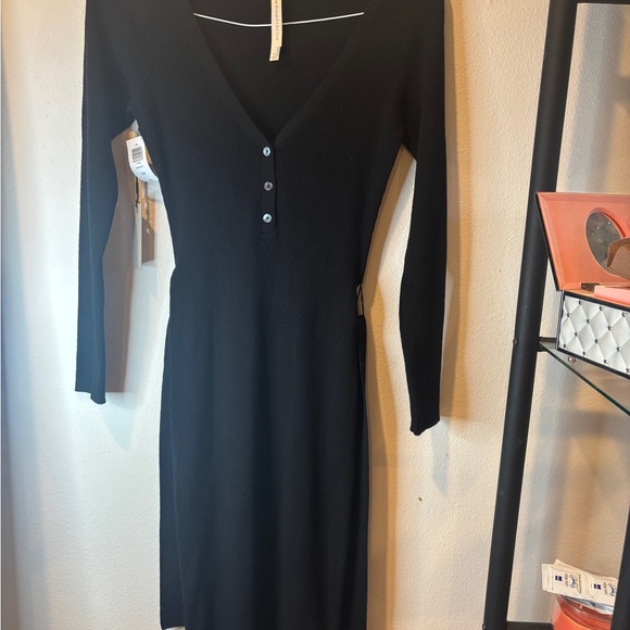 BabatonBlack Long Sleeve Dress